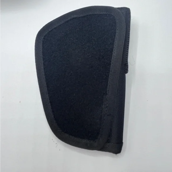 Travelon Anti-Theft Concealed Carry Slim Messenger Bag - Picture 6 of 16